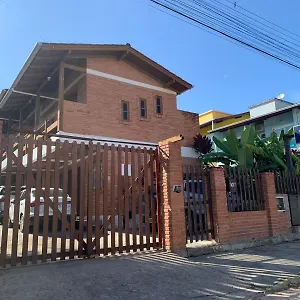 pousada-latitude-27.santa-catarina-brasil.com/