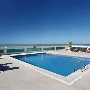 royal-macae-palace-hotel.cabofriohotels.org/